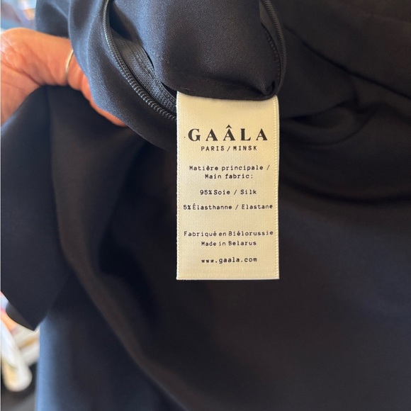 GAALA PARIS Alexane Black 100% Silk High Mock Neck MIDI Ruffle Evening Dress - Picture 4 of 17